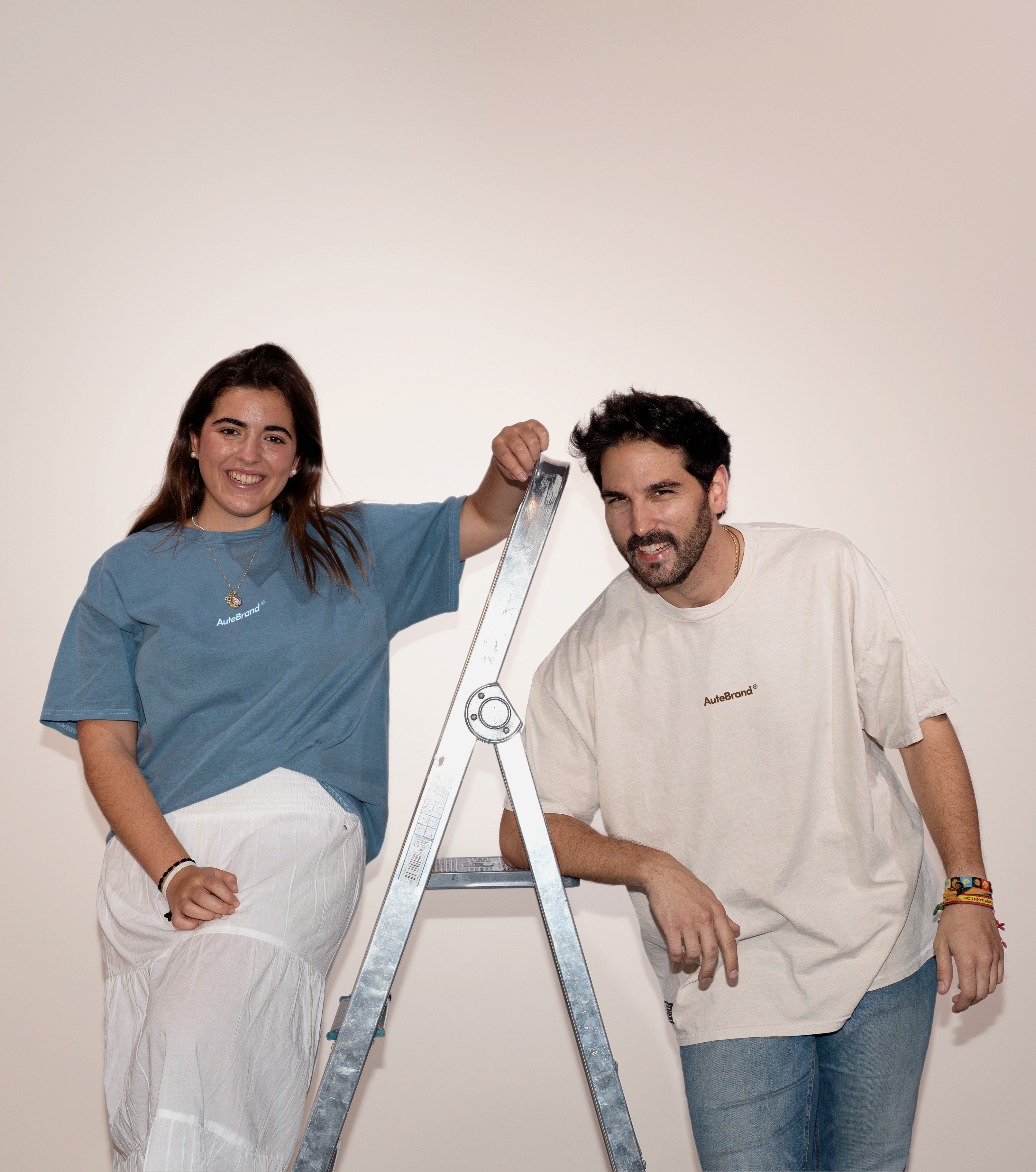 Camiseta "Seekers" Beige